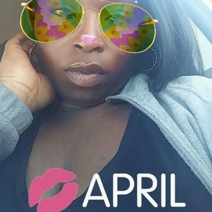 Meet your Posher, April